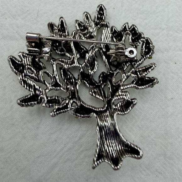 The Tree of Life Brooch - Picture 3 of 3